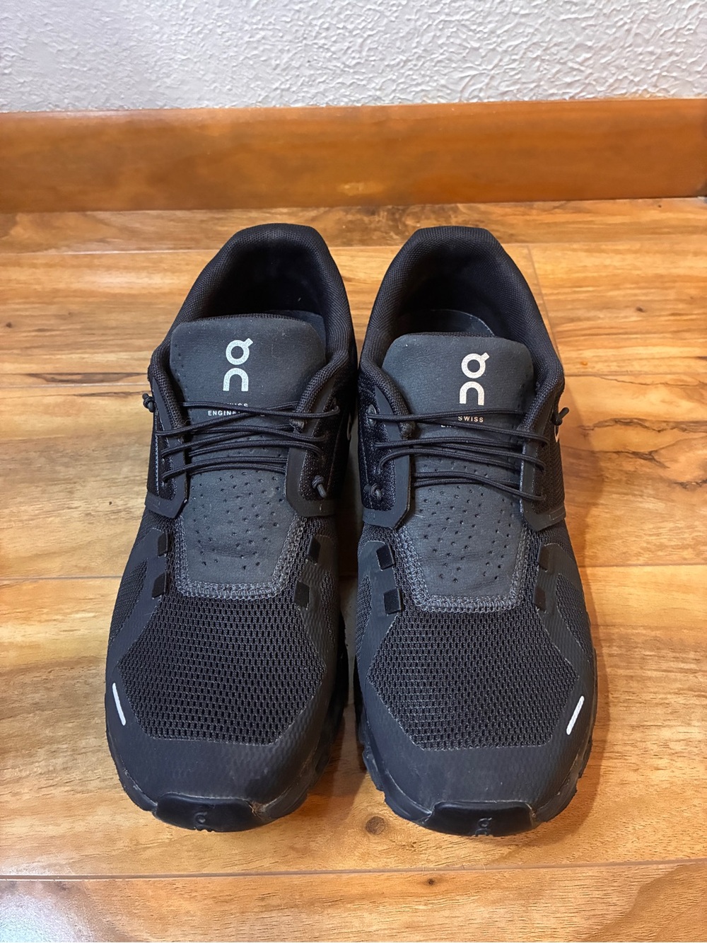 On Cloud 5 Women’s Athletic Running Sneaker Shoes, all back- size 9 - Picture 3 of 10
